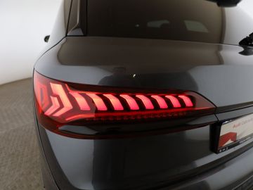 Audi Q7 - 11