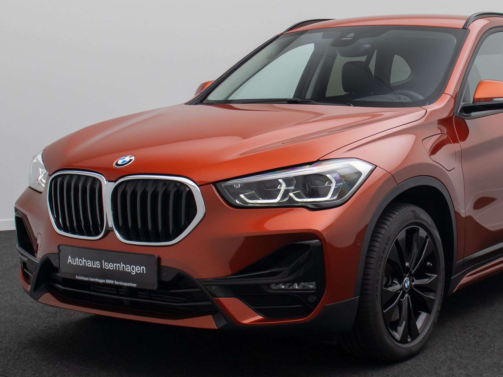 Fahrzeugabbildung BMW X1 xD25e Sport Line H/K Memory ParkAss DAB Leder