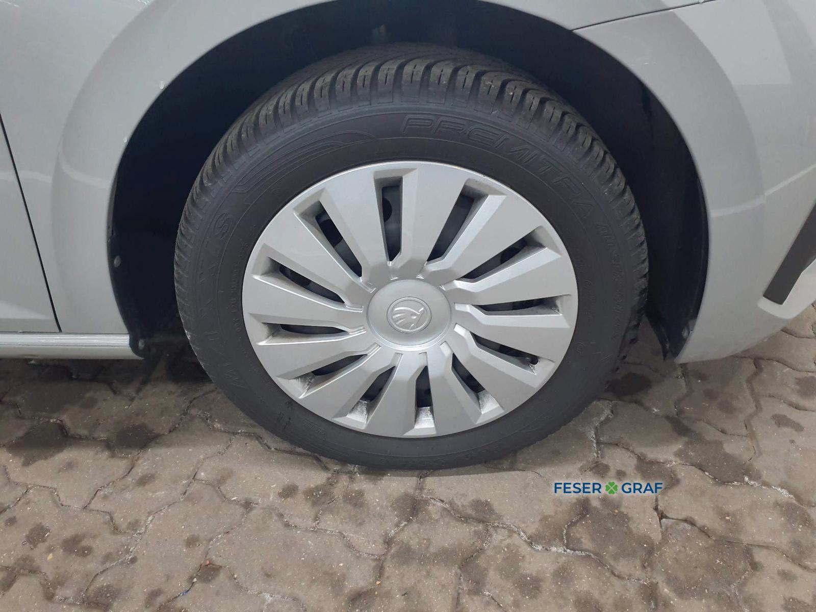 Skoda Scala 1.0 TSI Essence GRA LED Sitzh. Smart Link