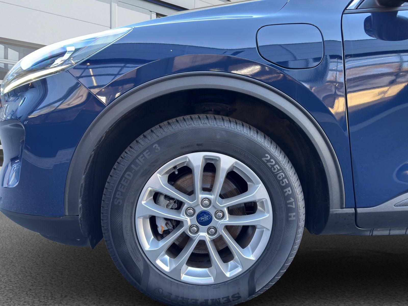 Fahrzeugabbildung Ford Kuga 2.5 PHEV Plug-In Hybrid Titanium