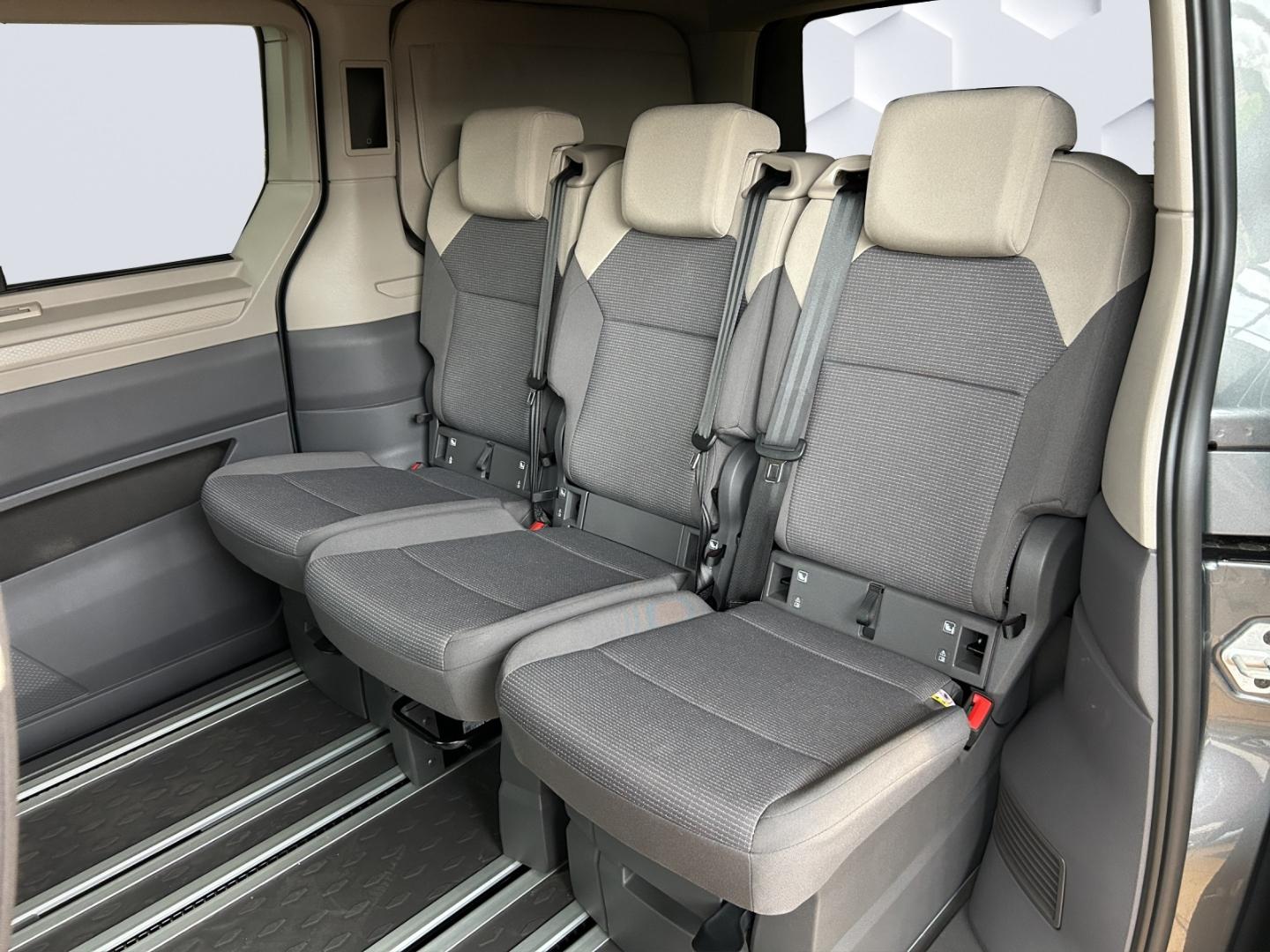 Volkswagen T7 California Beach Tour 2,0l TSI DSG StandHZG A