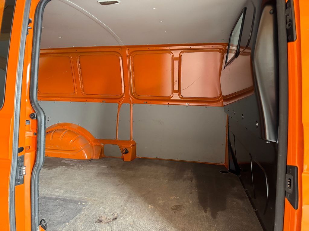 Volkswagen T6 Transporter Kasten lang DSG,Navi,R.Kam,AHK