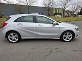 Mercedes-Benz A200*XENON*Sportsitze*NAVI*Sitzhg*Parkassistent* - Mercedes-Benz mit Benzin-Antrieb: Scheckheftgepflegt, Limousine