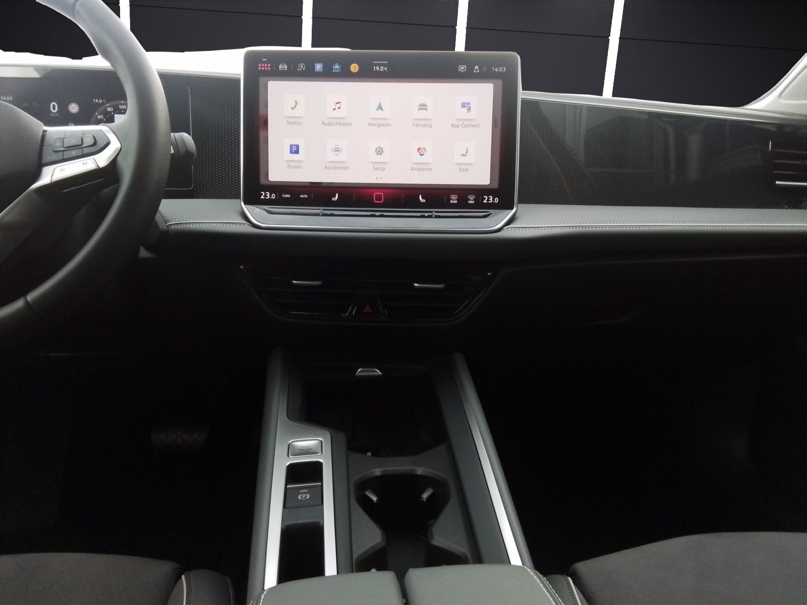 Fahrzeugabbildung Volkswagen Passat TDI DSG Business LED ACC AHK NAVI TRAILER