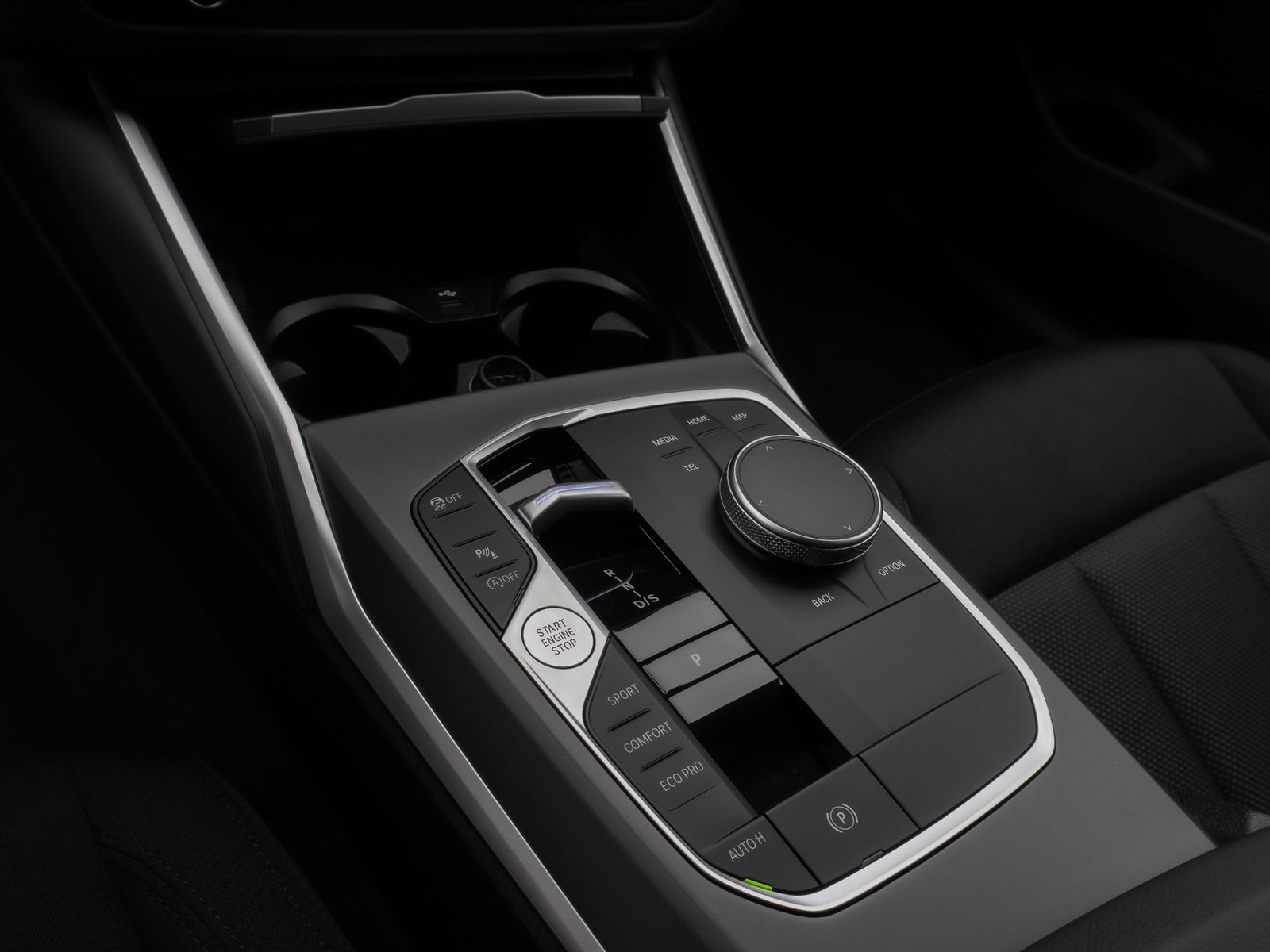 Fahrzeugabbildung BMW 318i Kamera DAB CockPit+ Alarm Geschwindigkeitsr