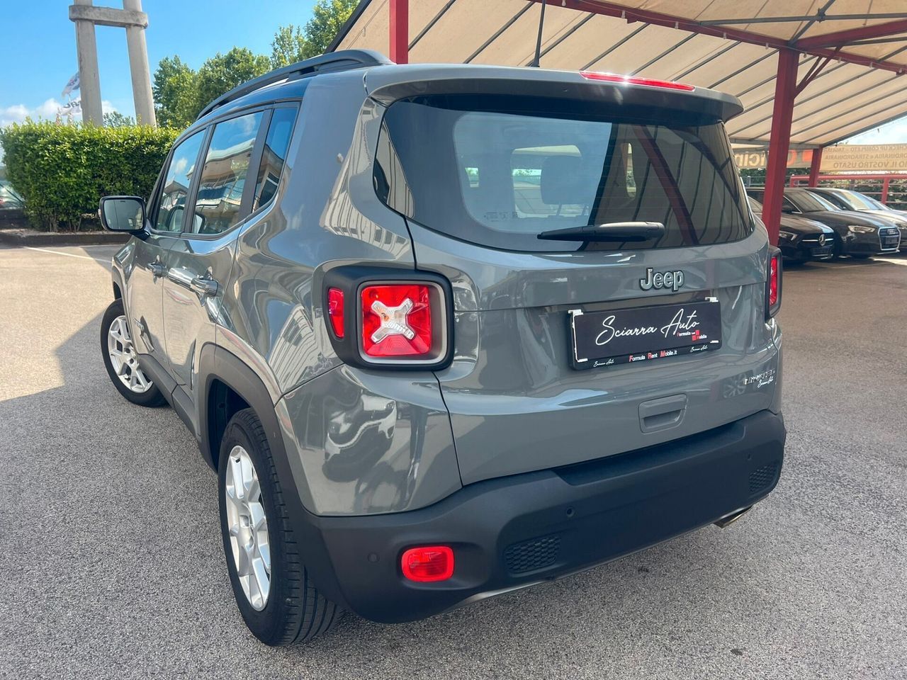 Jeep Renegade 1.0 T3 Limited 120cv imagem 2