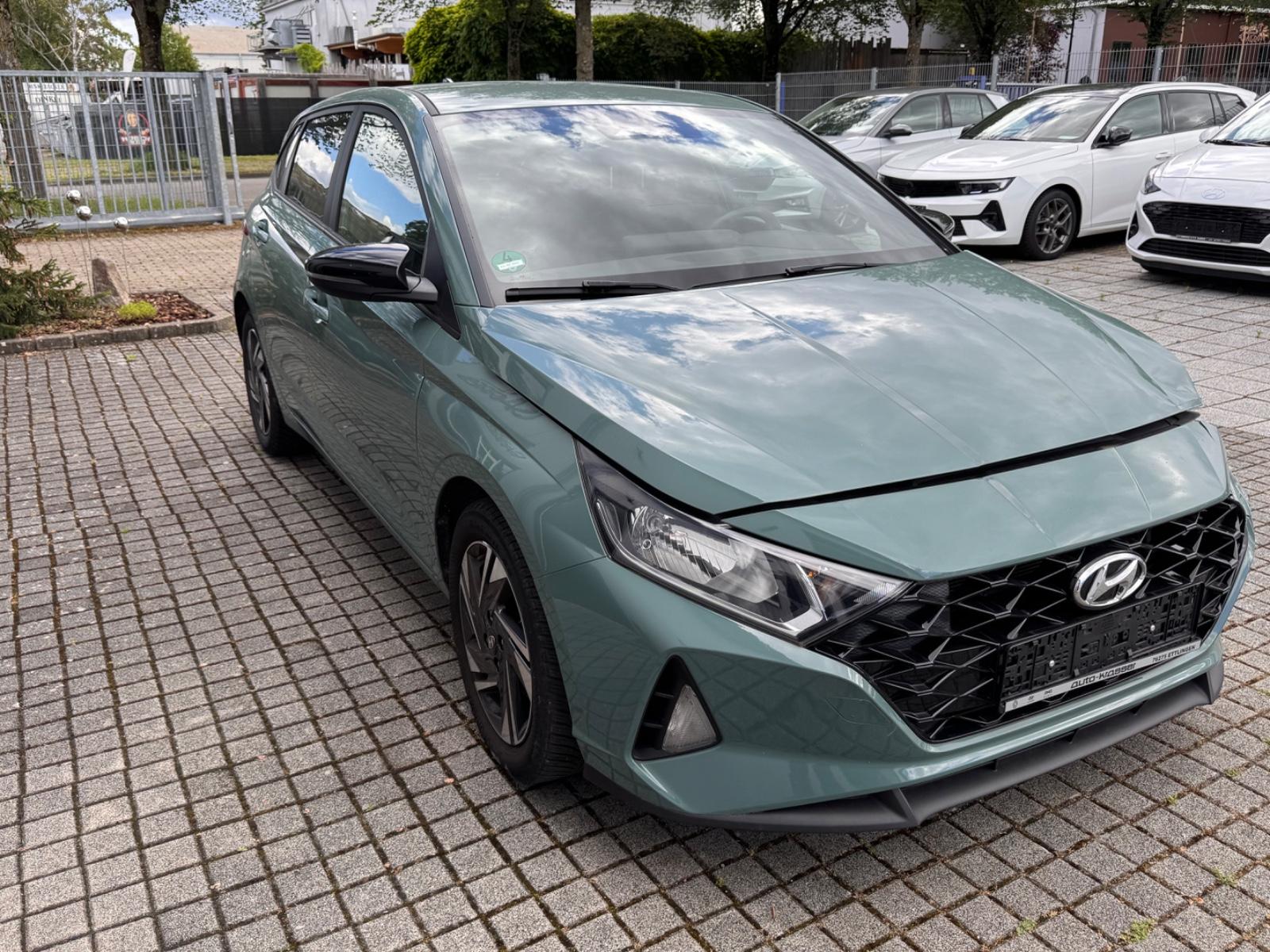 Hyundai i20 Connect & Go/PDC+Kamera/Alu/BOSE