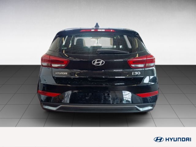 Fahrzeugabbildung Hyundai i30 FL 5-Türer (MY25) 1.0 T-GDI (100 PS) 7-DCT 2