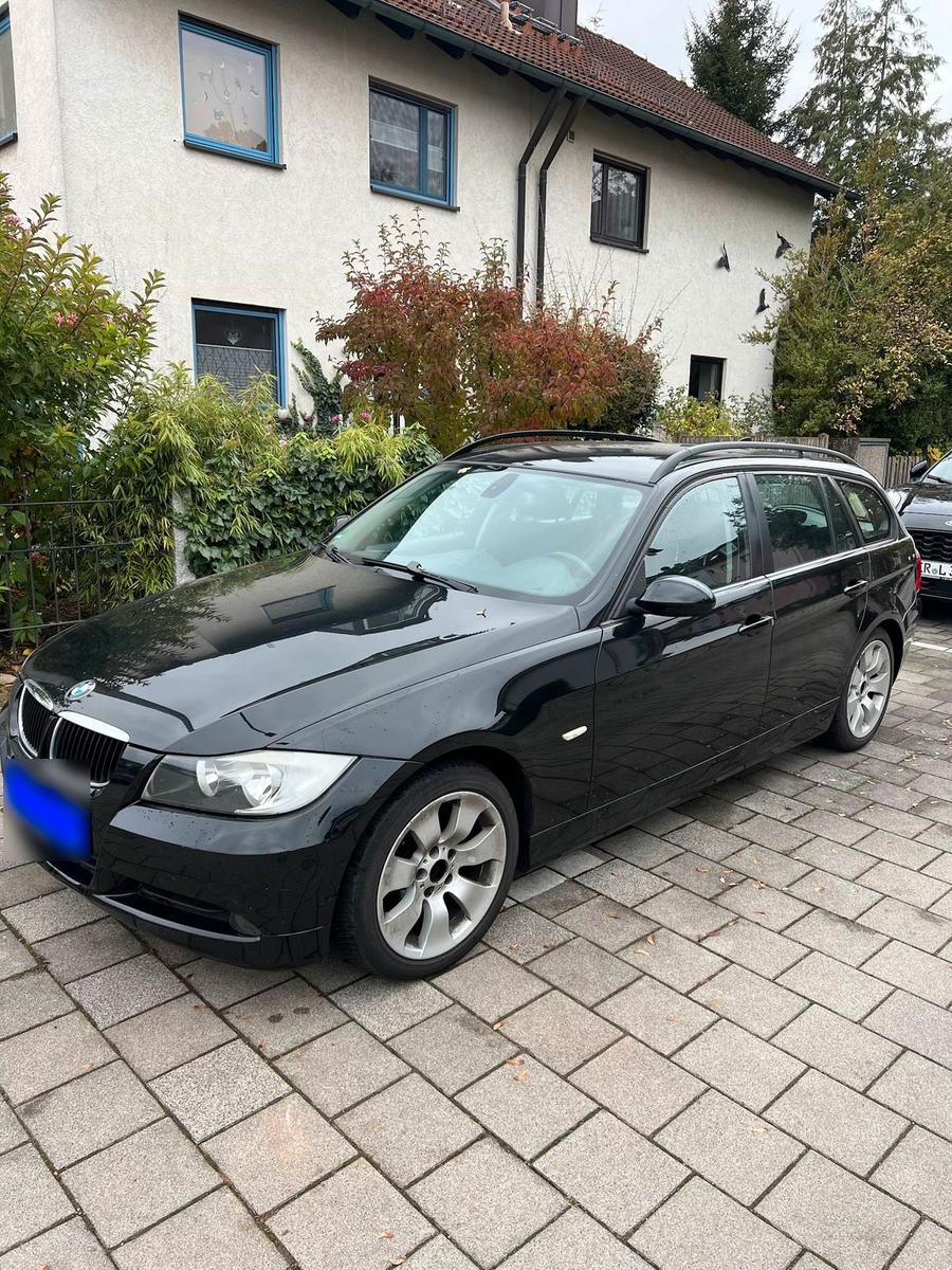 BMW 320