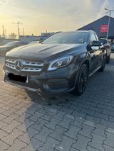 Mercedes-Benz Mercedes Benz GLA 250 AMG Line (211 ps) - Mercedes-Benz GLA 250 von privat