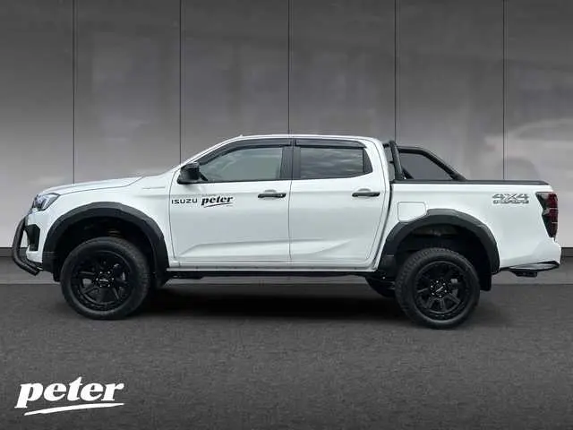 Isuzu Double Cab 4WD V-CROSS AT *EXTREM Höher AHK LB*