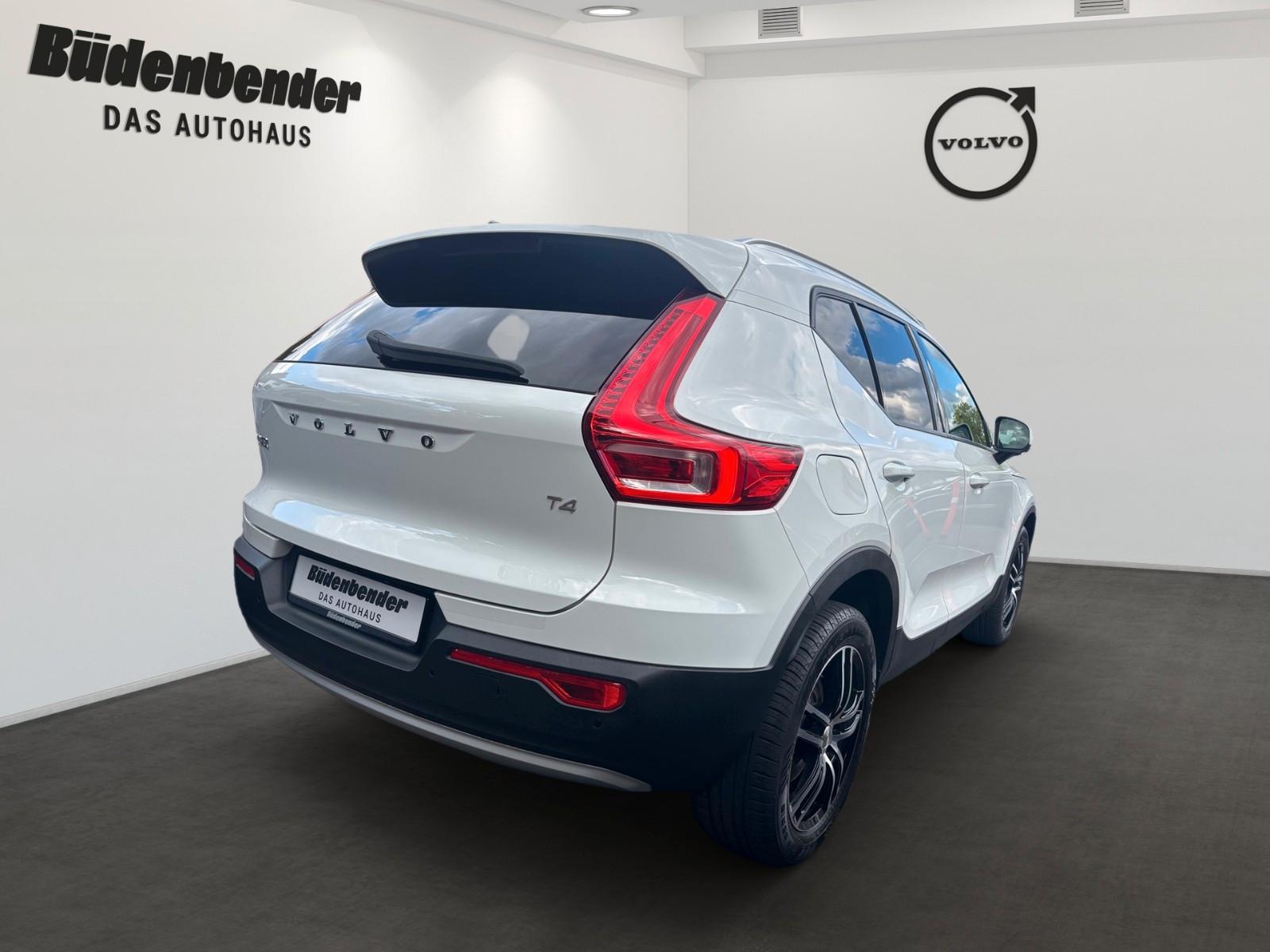Volvo XC 40 XC40 Momentum Pro 2WD