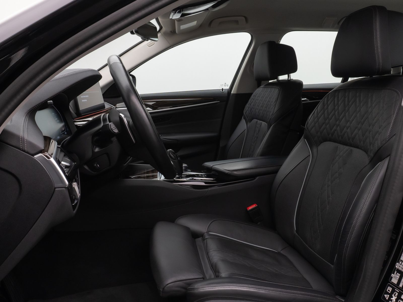 Fahrzeugabbildung BMW 540d xD Luxury Line Laser 360°HUD DAB HiFi AHK