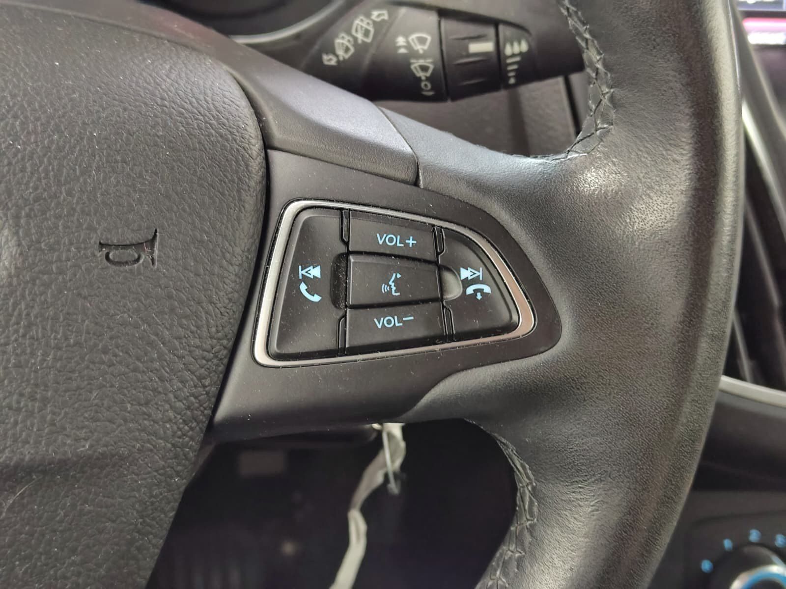 FORD Focus 1.0 EcoBoost Trend Navi SHZ LKH – Bild 23