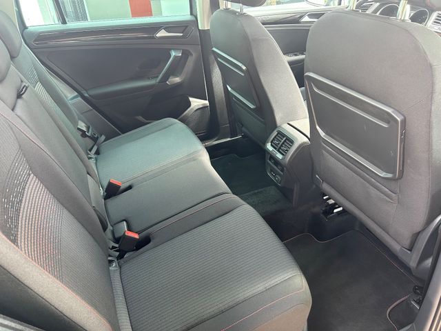 Fahrzeugabbildung Volkswagen Tiguan Sound+Panorama+Navi+PDC+BT+SHZ+LED+1.Hand