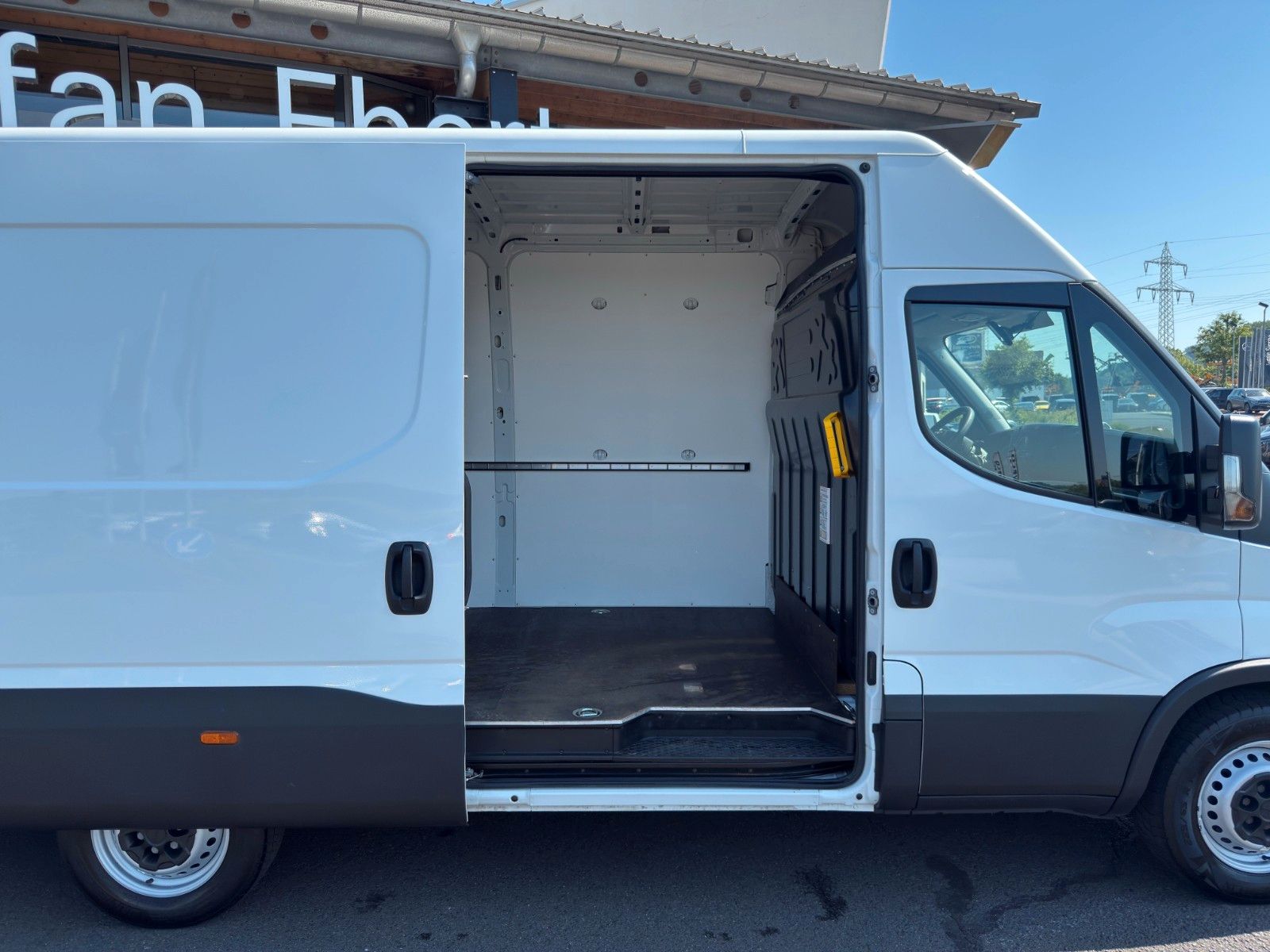 Fahrzeugabbildung Iveco Iveco Daily 35S14 *R3.520mm*AHK*Kamera*
