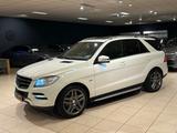 Mercedes-Benz ML 350 M-klasse 4MATIC|TREKHAAK|OPENDAK|AIRMATIC - Mercedes-Benz ML 350 mit Benzin-Antrieb: Automatik