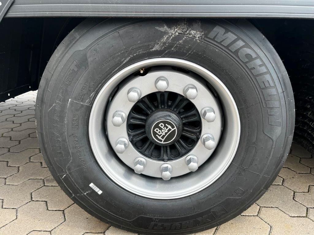 Fahrzeugabbildung Krone SZK 18 Koffer Event Mega-Koffer 2.900 mm Höhe