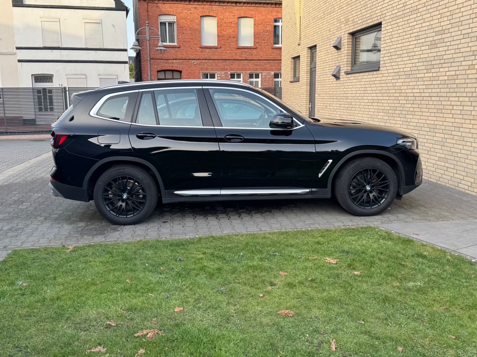 BMW X3 xDrive 20 d AHK Standh LED Akustikverglasung foto 16