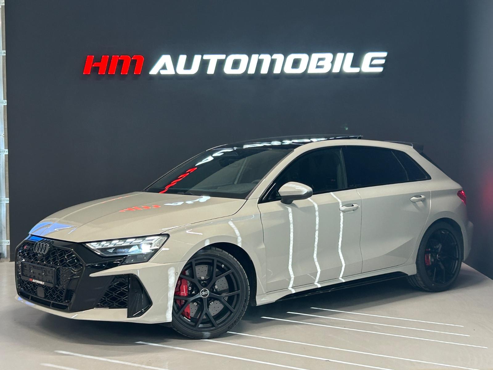 Audi RS3 SPORTBACK/KERAMIK/PANO/RS SEATS/HUD/SONOS