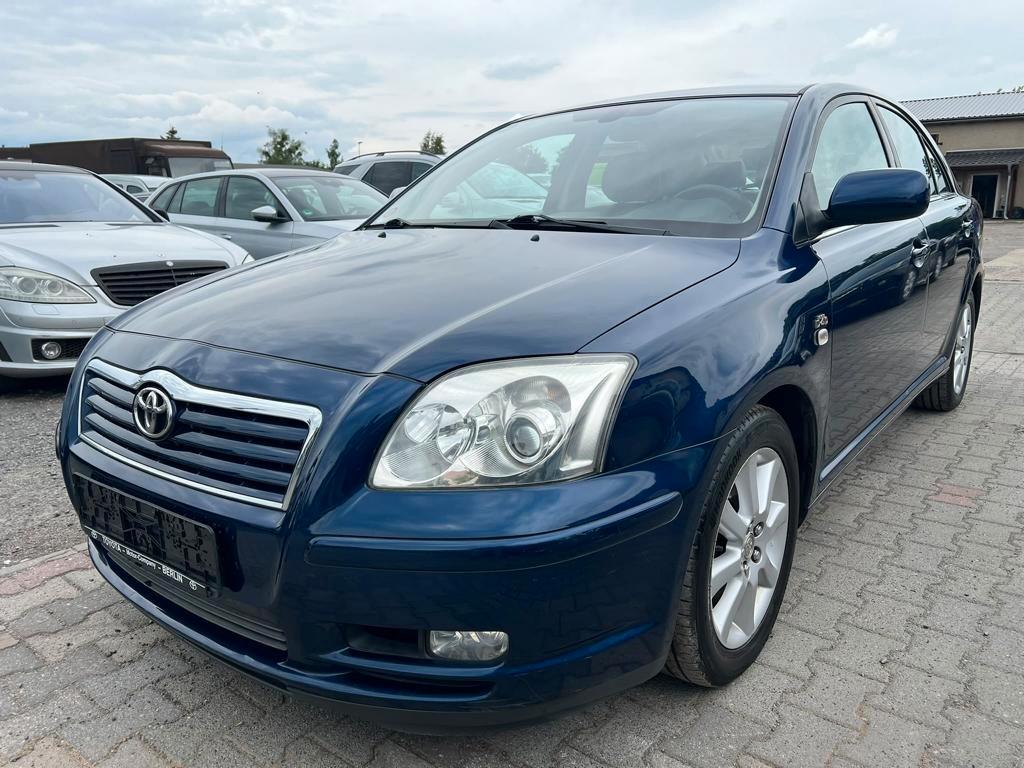 Toyota AVENSIS 2.0 D-4D EXECUTIVE LIFTBACK-LEDER-KLIMA