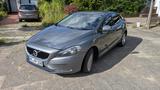 Volvo Gepflegter V40 T2 Kinetic | Scheckheft lückenlos - Volvo V40 Kinetic mit Benzin-Antrieb