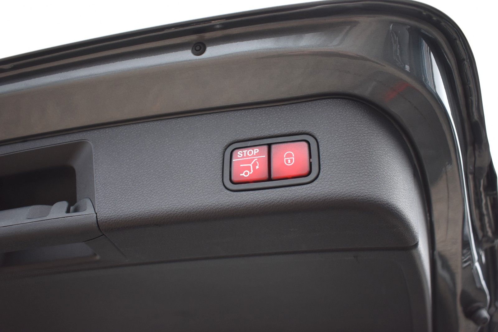 Fahrzeugabbildung Mercedes-Benz GLE 400 4Matic Distronic AHK 21* Keyless-go