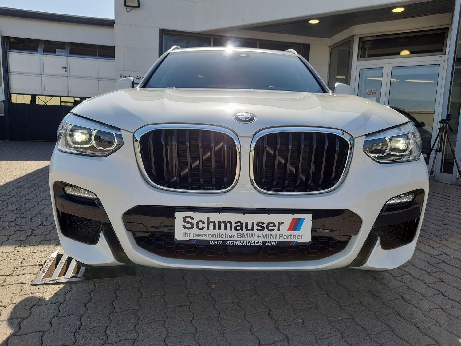 BMW X3 xDrive30d M-Sport,LED,HUD,AHK,PANO,HIFI
