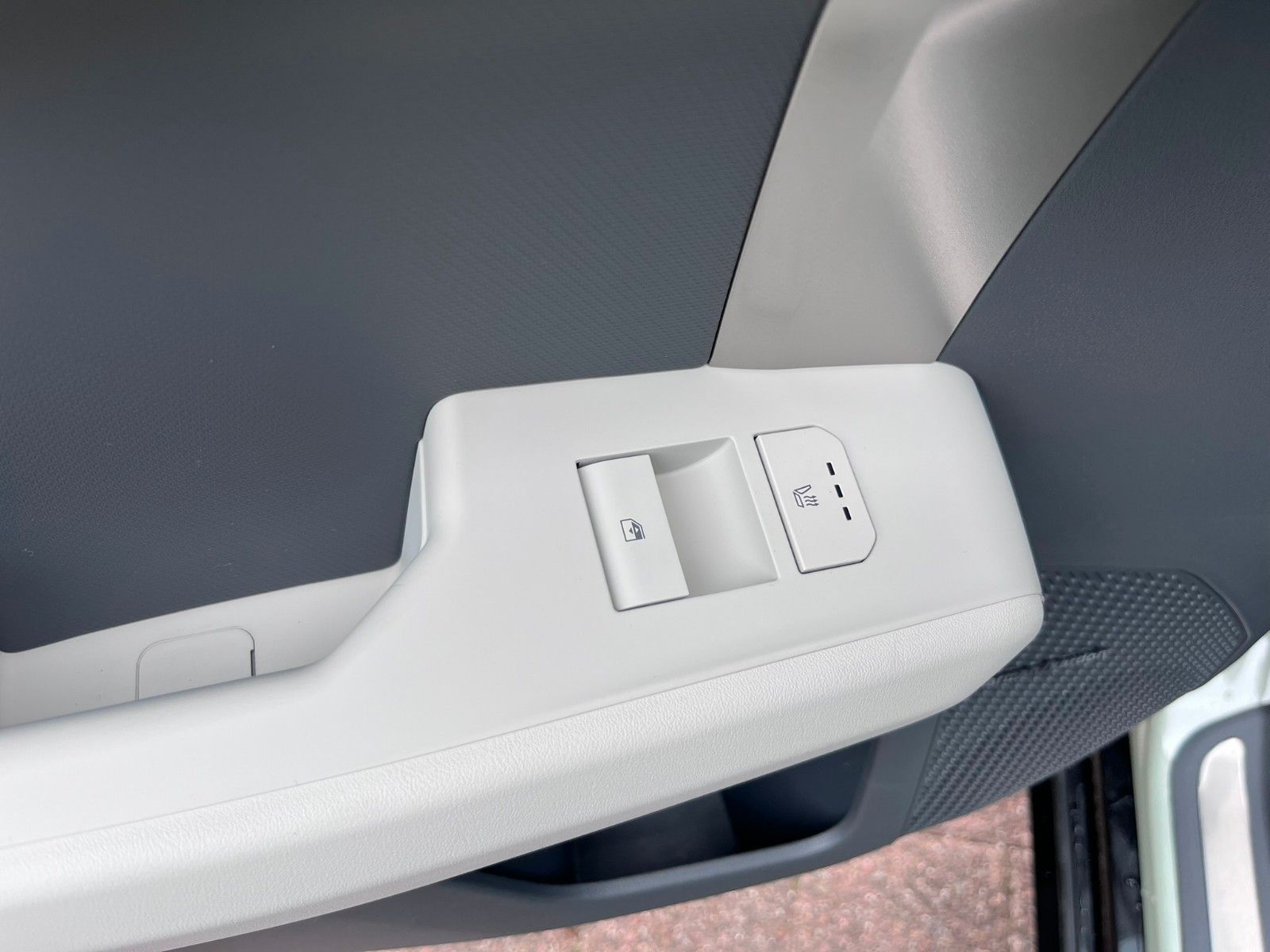 Fahrzeugabbildung Kia EV3 81 kWh 150 kW GT-line Frontantrieb