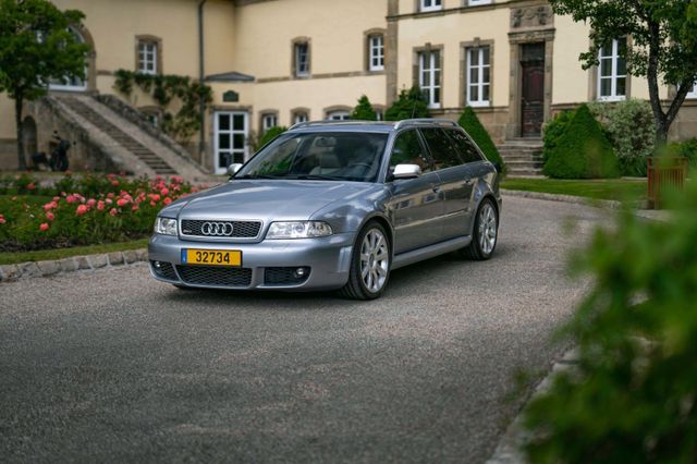 Audi RS4 B5 2.7 Biturbo RS 4