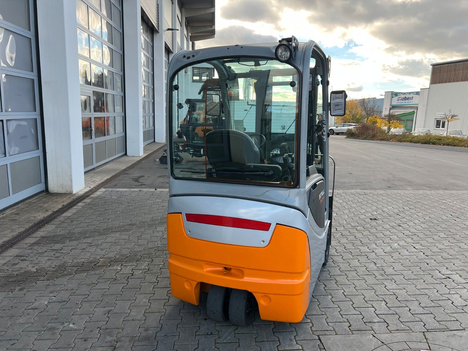 Fahrzeugabbildung Still RX20-14 / Triplex: 4.60m! / nur 2.438h! / SS