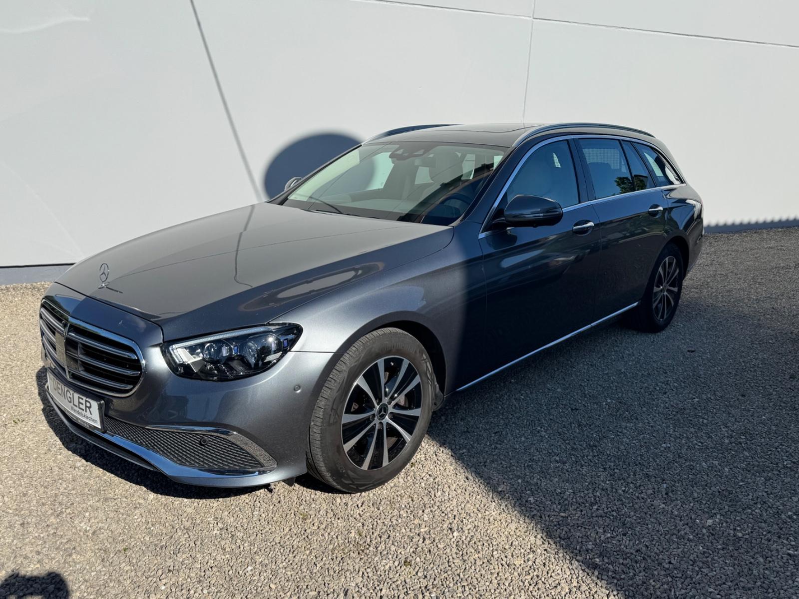 Mercedes-Benz E 220 dT 4-matic,Leder,AHK,SHD,Head Up,4xSHZ,