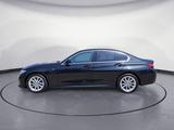 BMW 330i xDrive Automatic M Sportpaket Innovationsp. - BMW 330 mit Benzin-Antrieb: Scheckheftgepflegt, Limousine