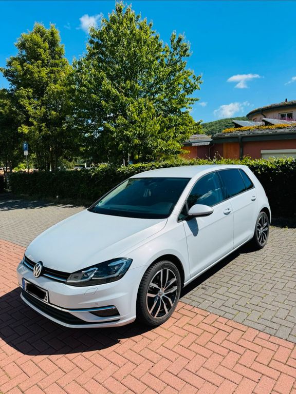Image of Volkswagen Golf