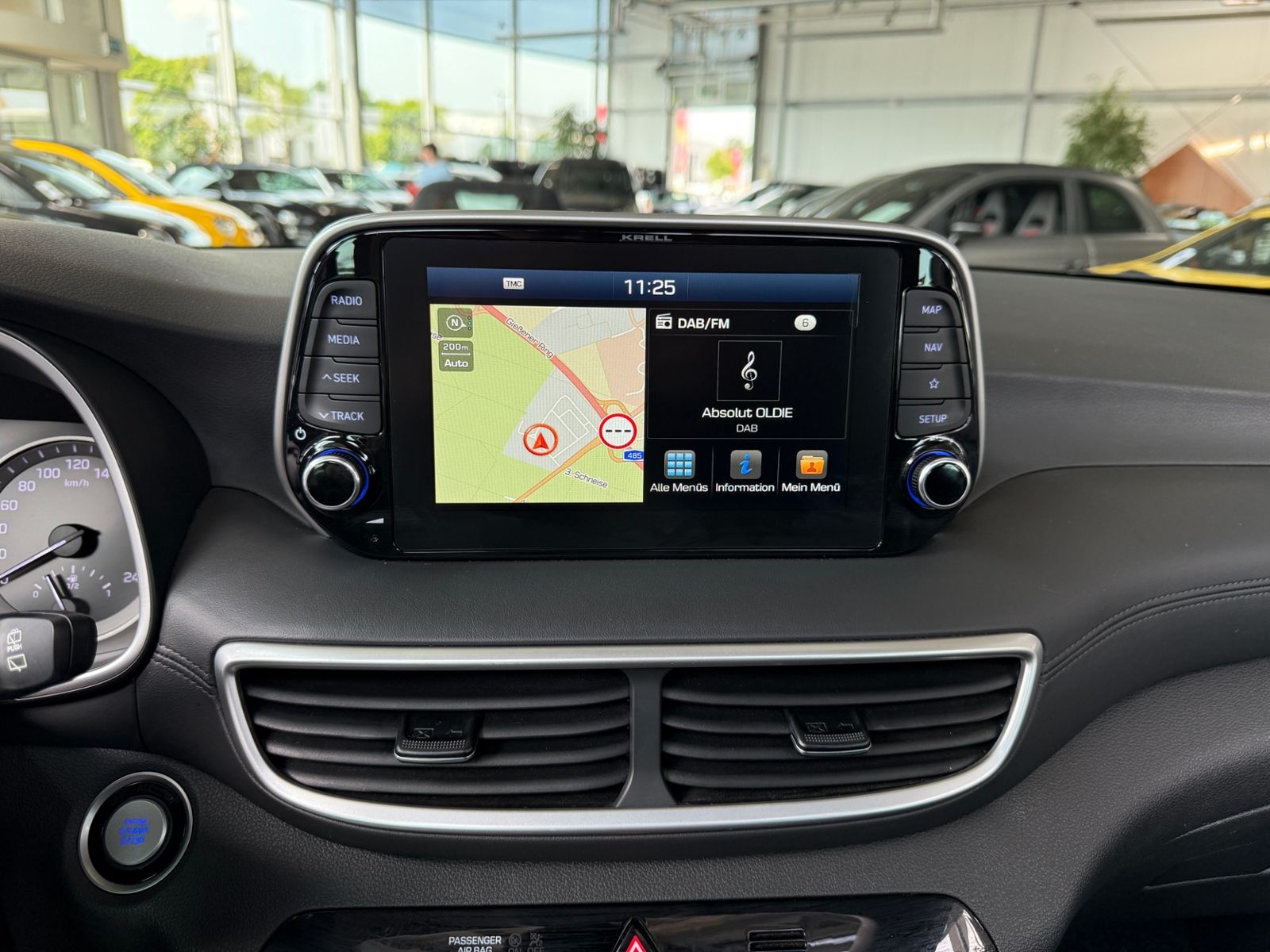 Fahrzeugabbildung Hyundai TUCSON Premium 4WD PANO AHK LED LEDER