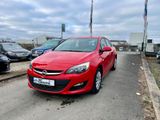 Opel Astra J Lim. 5-trg. Selection*GEPFLEGT - Opel Astra: J Selection