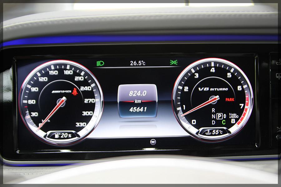 Mercedes-Benz S 63 AMG 4MATIC L PANO / NAVI / CAM