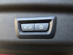 Fahrzeugabbildung BMW 218i Active Tourer M Sport-AHK/Pano/HeadUp/eSitz