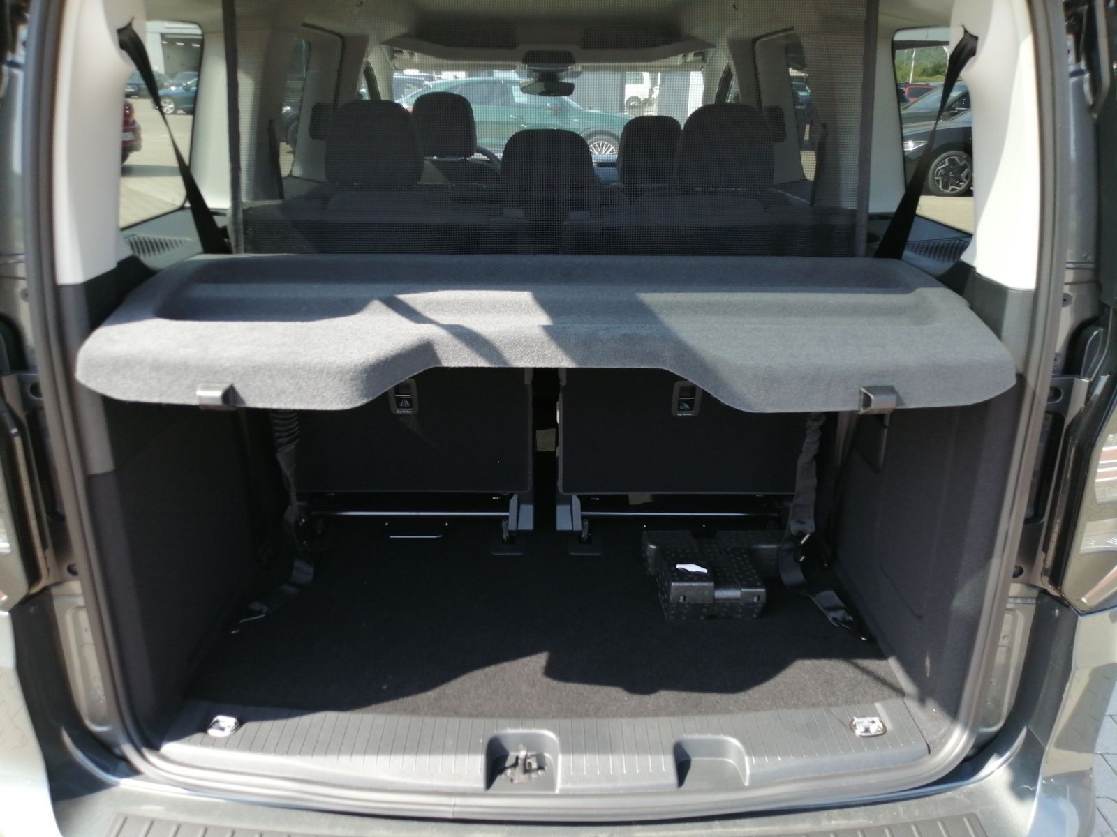 Volkswagen Caddy Maxi - Bild 16