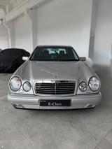 Mercedes-Benz E 200 AVANTGARDE  Xenon/AC  TOP ! 23.118 km - gebrauchte Mercedes-Benz E 200 aus dem Jahr 1999