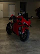 Ducati Panigale v4s - DUCATI PANIGALE V4 S