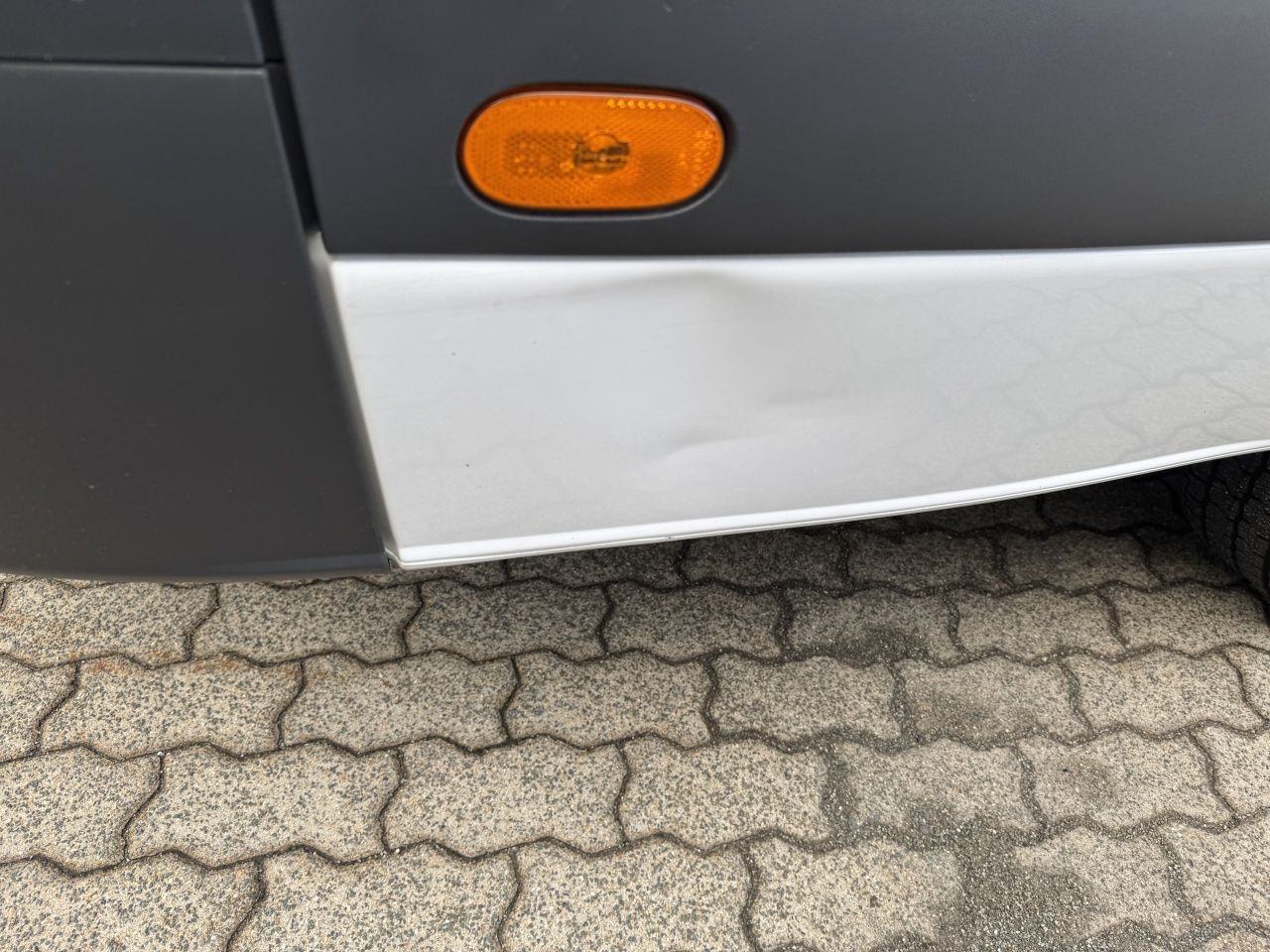 Fahrzeugabbildung Mercedes-Benz Sprinter 317 CDI KA Maxi L3H2 Klima*Kamera*Tempo
