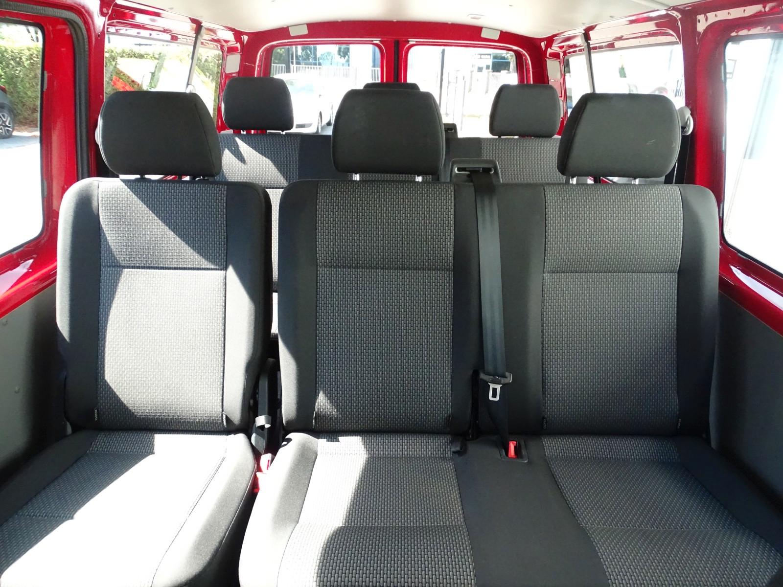 Volkswagen T6.1 Transporter Kombi *8 SITZER*NAVI*A/C*