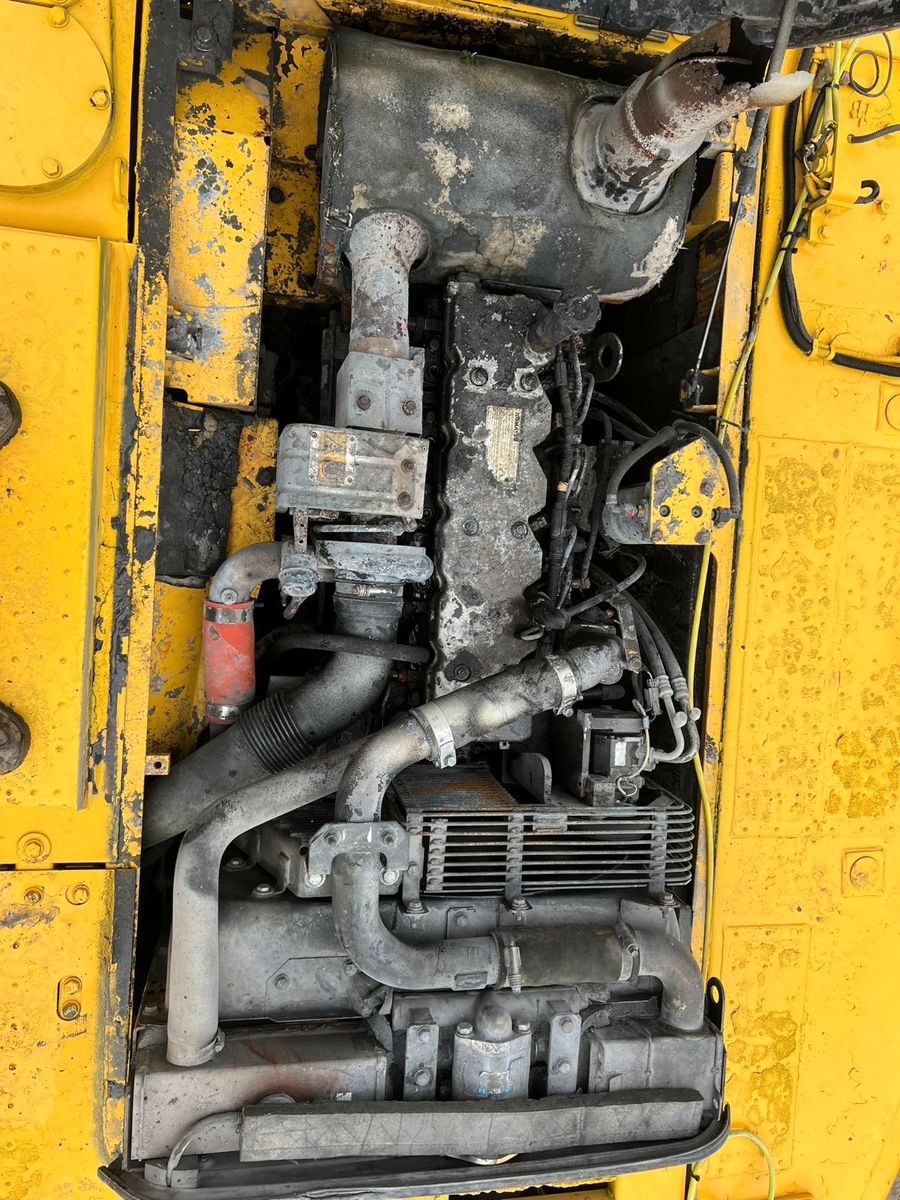 Fahrzeugabbildung Komatsu PC 240 LC-8 /Hammerleitung/ AC /