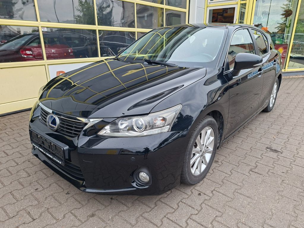 Lexus CT 200h