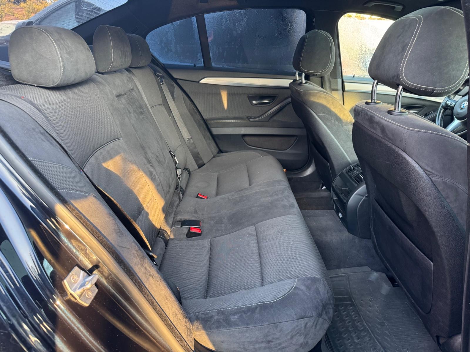 BMW 530 5 Limousine 530 d M-Sport *NAVI*HEAD-UP*BI-X