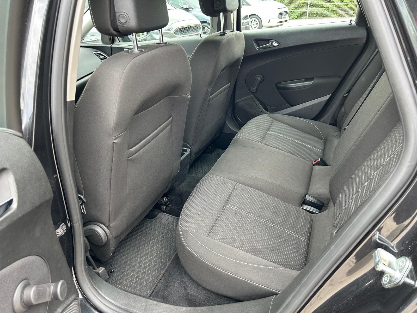Fahrzeugabbildung Opel Astra J 1.6i Lim.°Tüv NEU°2.Hand°
