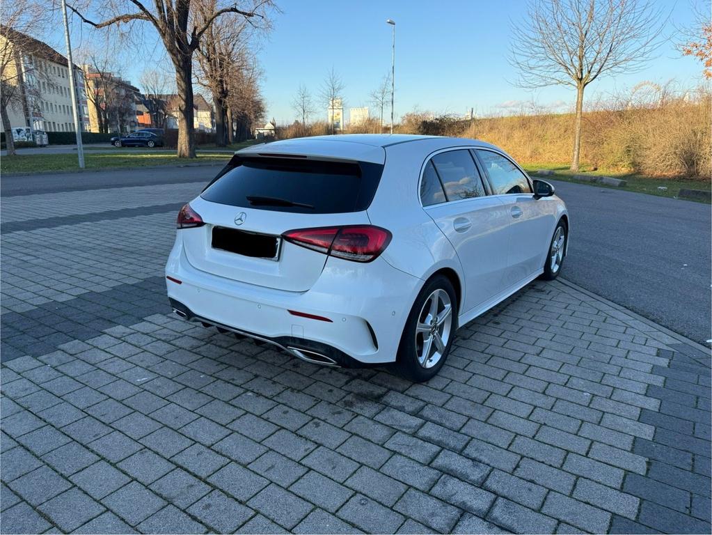 Mercedes-Benz A 220