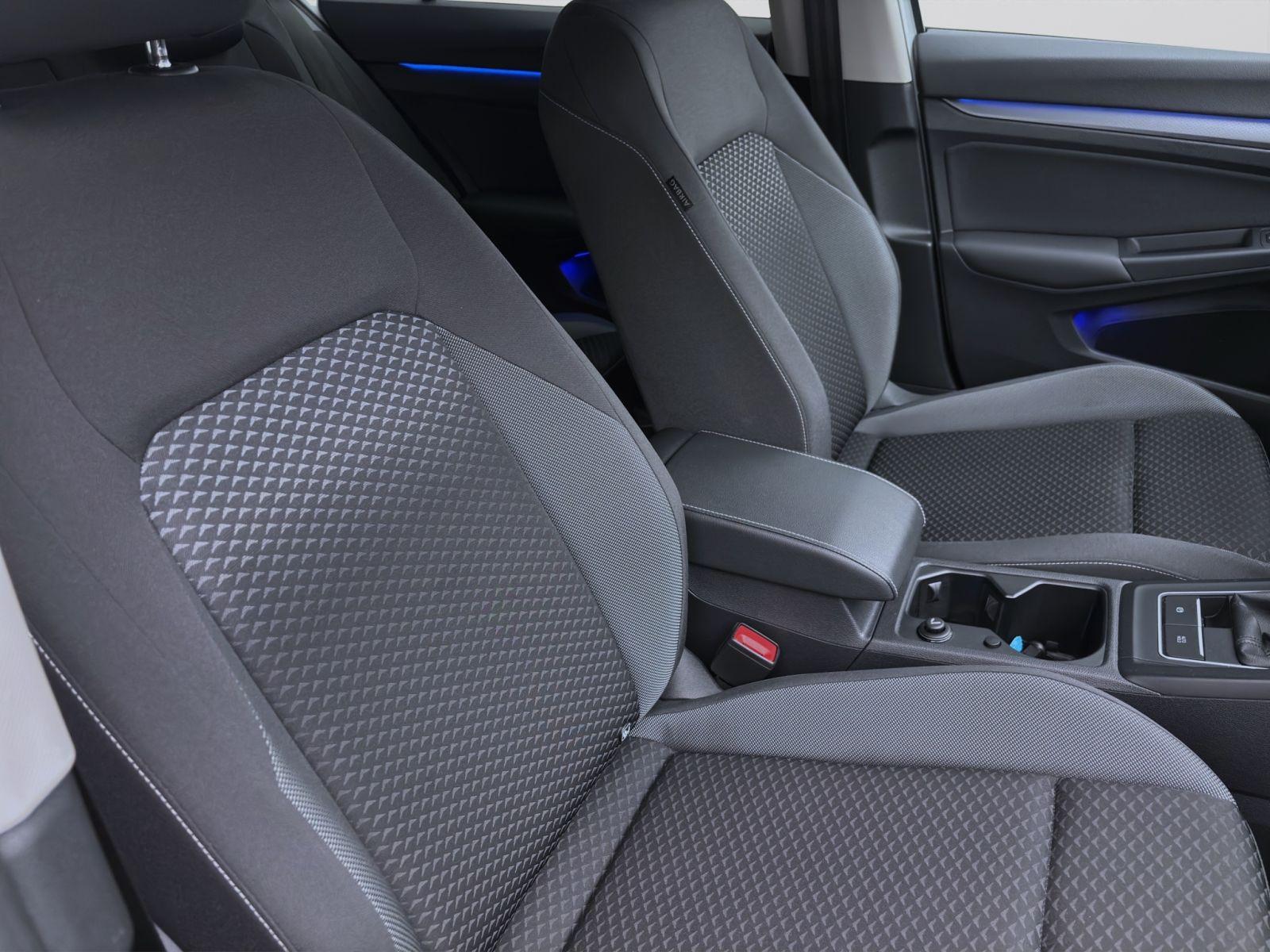 Volkswagen Golf 1.5 TSI ACTIVE STDHZG NAVI KAMERA HuD