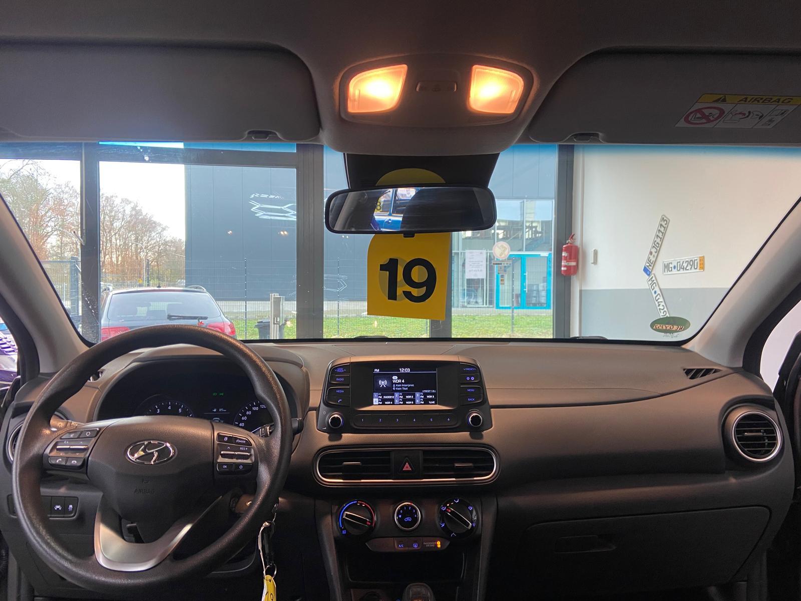 Hyundai Kona Pure 2WD